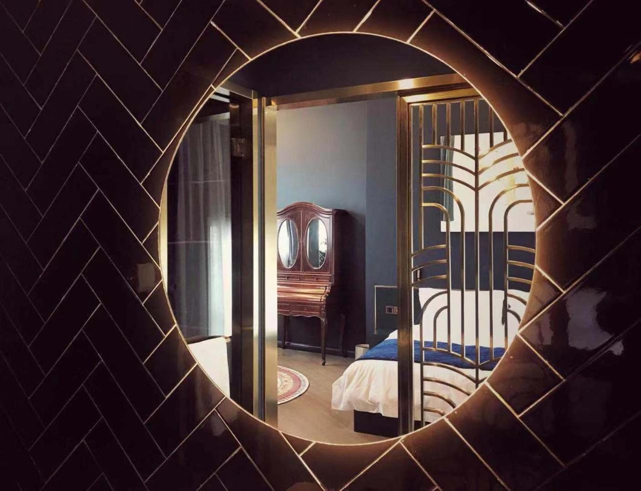 Moon And Chalice Boutique Hotel Кунмин Екстериор снимка