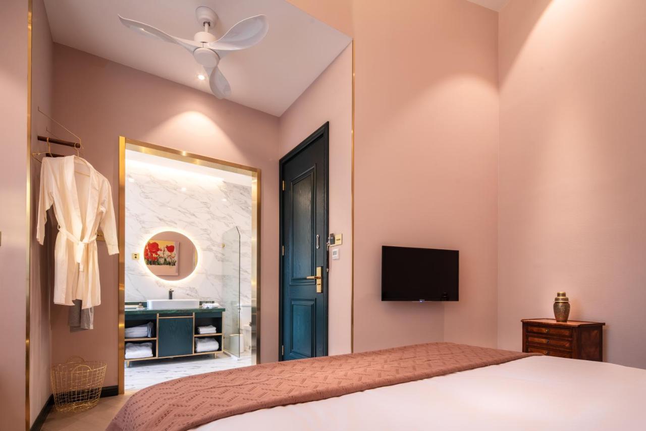 Moon And Chalice Boutique Hotel Кунмин Екстериор снимка