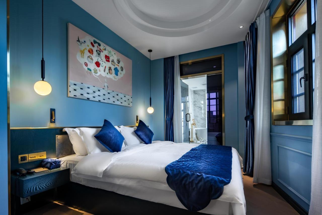 Moon And Chalice Boutique Hotel Кунмин Екстериор снимка