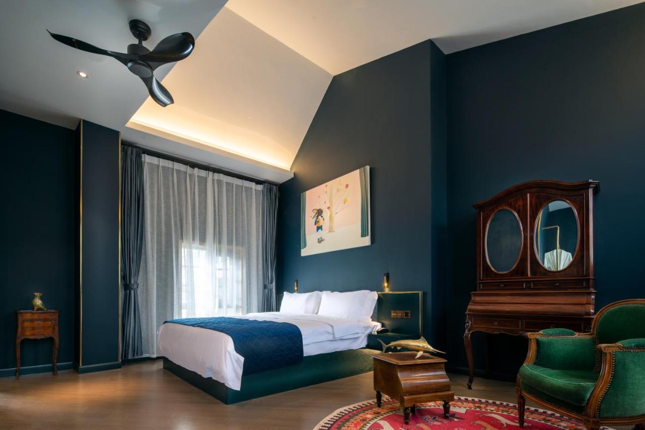 Moon And Chalice Boutique Hotel Кунмин Екстериор снимка