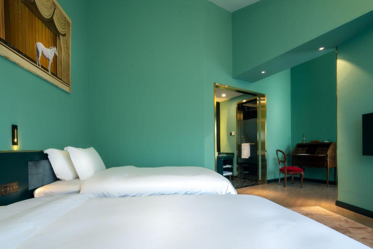 Moon And Chalice Boutique Hotel Кунмин Екстериор снимка
