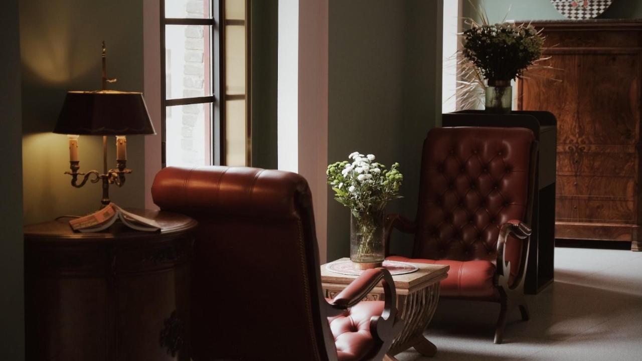 Moon And Chalice Boutique Hotel Кунмин Екстериор снимка